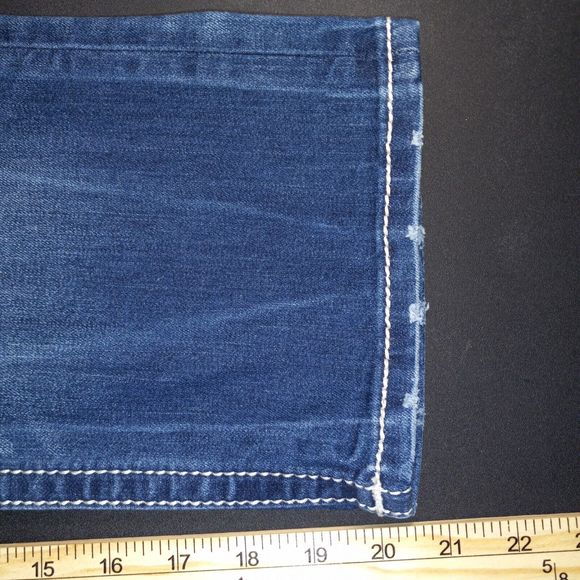 Miss Me Signature Capri Jeans Size 30 Wide Stitch Medium Wash Denim Capris - Picture 12 of 12